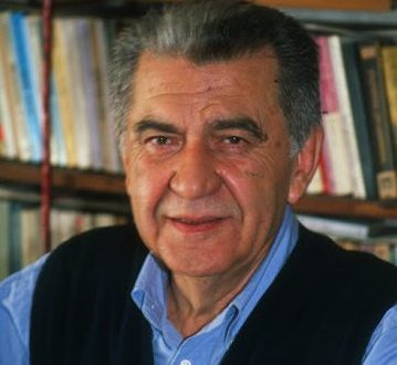 Yer yer sorunların kaynağını kendimde arasam da, kabul edelim ki, ilginç bir toplumun üyeleriyiz ve iletişmesi hayli güç bireylerle bir arada yaşamayı sürdürmek mecburiyetindeyiz.