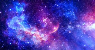 Galaksiler, evrenin dev sahnesinde yer alan sayısız yıldız topluluğudur. Onlar olmasaydı ne Güneş olurdu, ne Dünya, ne de yaşam. Galaksilere bakmak, geçmişe bakmaktır; çünkü o ışık, milyonlarca yıl öncesinden bize ulaşır. Kısacası, galaksiler evrenin kalbidir. Her biri, sonsuz karanlıkta parlayan bir umut, bir merak ve bir hikâye taşır.