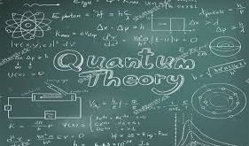 Kuantum fiziği, evrenin en temel düzeyde nasıl işlediğini açıklayan modern bilimin kalbidir. Enerjinin paketler hâlinde taşındığını, parçacıkların aynı anda birden fazla durumda bulunabileceğini ve gözlemin bile doğayı etkileyebileceğini ortaya koymuşt