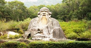 Taoculuk, insanın doğa ve evrenle ilişkisine derin bir saygı duyan, sade ama bilgece bir yaşam öğretisidir. Modern dünyanın hız, rekabet ve tüketim merkezli yaşam anlayışına karşı Taoculuk, “bırakmak, sadeleşmek ve akışa güvenmek” ilkeleriyle denge ve huzurun kapısını aralar. Bu nedenle Taoculuk, yalnızca Çin düşüncesinin değil, evrensel insanlık bilincinin de önemli bir mirası olarak varlığını sürdürmektedir.