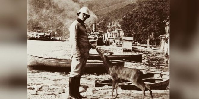 Resneli Niyazi, Osmanlı’nın son dönemlerinde hem askeri hem de siyasi alanda etkili olmuş bir isimdir. Cesareti, liderliği ve halkla kurduğu güçlü bağ, onu Trakya ve Osmanlı tarihinin unutulmaz simalarından biri hâline getirmiştir.