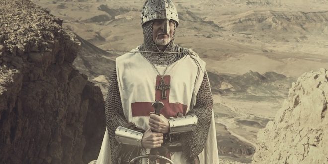 Tapınak Şövalyeleri, Fransız şövalye Hugues de Payens öncülüğünde dokuz şövalye tarafından kurulmuştur.