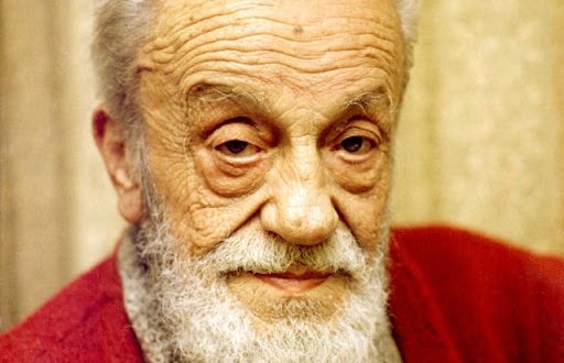 Necip Fazıl Kısakürek (1904–1983), Türk edebiyatının önemli şair, yazar, düşünür ve fikir adamı olarak tanınır.