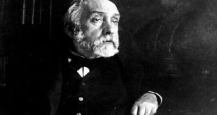 Edgar Degas, Empresyonizm ile klasik sanat anlayışı arasında özgün bir köprü kurmuştur. Hareketin geçiciliğini, insan bedeninin doğallığını ve modern yaşamın gündelik yüzünü sanata taşıyan Degas, modern resmin gelişiminde kalıcı bir etki bırakmıştır. Günümüzde eserleri, dünyanın en önemli müzelerinde sergilenmektedir.