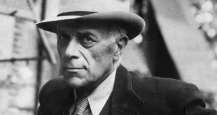 Georges Braque, sanatta görme biçimini değiştiren, resmin sınırlarını yeniden tanımlayan öncü bir sanatçıdır. Kübizm’e yaptığı katkılar, modern sanatın temel taşlarından biri olarak kabul edilir. Sessiz ama derin etkisiyle Braque, sanat tarihine yön veren ustalar arasında kalıcı bir yer edinmiştir.