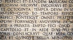 Latin ve Latince kavramları, birbirini tamamlayan ancak farklı anlam alanlarına sahip terimlerdir. Latince, tarihsel bir dil olarak Roma’dan günümüze uzanan entelektüel mirası taşırken; Latin kavramı bu mirasın kültürel, toplumsal ve medeniyet boyutunu ifade eder. Bu iki kavram birlikte ele alındığında, Batı uygarlığının temel yapı taşlarından biri olan Latin dünyasının daha iyi anlaşılması mümkün olur.