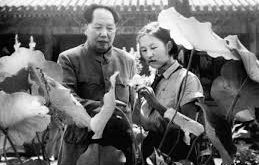 Sonuç olarak zıtların birliği ve mücadelesi, evreni, doğayı ve toplumu anlamada kullanılan önemli bir düşünce ilkesidir. Bu ilke, değişimin ve gelişmenin temelinde karşıtlıkların bulunduğunu vurgular. Böylece dünyayı durağan değil, sürekli dönüşüm içinde olan dinamik bir yapı olarak ele almayı sağlar.