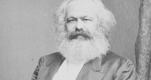 Karl Marx, modern düşünce tarihinin en etkili ve tartışmalı figürlerinden biridir. Onun çalışmaları, yalnızca akademik alanları değil, dünya siyasetini ve toplumsal hareketleri de derinden etkilemiştir. Kapitalizmin yapısına yönelik eleştirileri, sınıf mücadelesi anlayışı ve toplumun dönüşümüne dair tezleri, günümüzde de canlı bir tartışma konusudur.