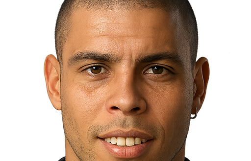 Bireysel başarılar açısından da Ronaldo’nun kariyeri oldukça parlaktır. 1997 ve 2002 yıllarında Ballon d’Or (Altın Top) ödülünü kazandı.