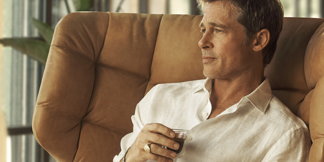 Brad Pitt’in özel hayatı, kariyeri kadar ilgi görmüştür. Jennifer Aniston ve Angelina Jolie ile yaptığı evlilikler uzun süre magazin gündeminde yer almıştır. Altı çocuk babası olan Pitt, aynı zamanda sosyal sorumluluk projeleri ve yardım çalışmalarıyla da tanınır.