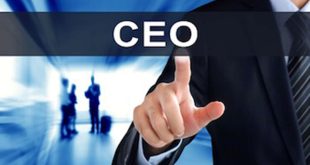 CEO, bir şirketin yönünü belirleyen ve başarıya ulaşmasında kilit rol oynayan en üst düzey yöneticidir. Güçlü bir CEO, yalnızca şirketi yönetmez; aynı zamanda vizyon oluşturur, ilham verir ve geleceği şekillendirir. Modern iş dünyasında etkili CEO’lar, şirketlerin uzun vadeli başarısının temel anahtarıdır.