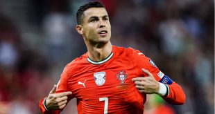 Cristiano Ronaldo, yalnızca bir futbolcu değil; profesyonellik, azim ve sürekliliğin sembolüdür. Sahadaki başarılarının yanı sıra küresel bir marka haline gelmiş, milyonlarca futbolcuya ve sporsevere ilham veren yaşayan bir efsane olarak kabul edilmektedir.