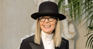 Diane Keaton, hem sinema hem de moda dünyasında iz bırakmış, özgün ve ikonik bir yıldızdır. Oscar ödüllü performansları ve kendine has tarzıyla sinema tarihinin unutulmaz isimleri arasında yer almaktadır. Onun kariyeri, yetenek, azim ve kişisel stilin birleşiminin en güzel örneklerinden biridir.