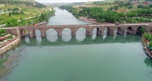 Dicle Nehri, hem geçmişte hem de günümüzde bölge halkları için vazgeçilmez bir yaşam kaynağıdır. Tarihsel mirası ve stratejik önemi göz önünde bulundurulduğunda, Dicle Nehri’nin korunması ve sürdürülebilir biçimde kullanılması, insanlık açısından büyük bir sorumluluktur.