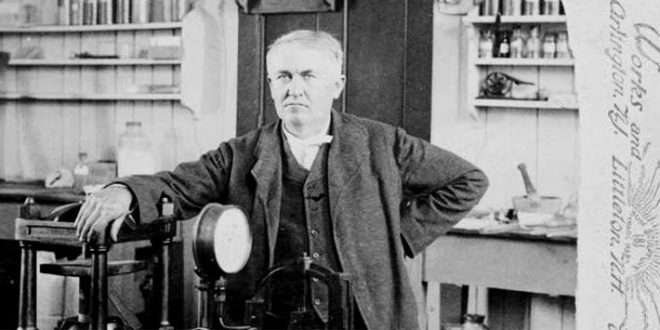 Charles Edison, 1969 yılında hayatını kaybetti. Onu önemli kılan unsur, yalnızca dünyaca ünlü bir mucidin oğlu olması değil; iş dünyası, siyaset ve kamu hizmetinde kendi kimliğini ve etkisini ortaya koyabilmiş bir lider olmasıdır.