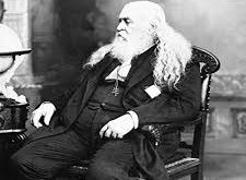 Albert Pike, Masonluk tarihinde entelektüel derinliği en yüksek isimlerden biri olarak kabul edilir. Özellikle sembolizm, ahlak felsefesi ve insanın manevi gelişimi üzerine düşünceleri, onu yalnızca bir Mason lideri değil, aynı zamanda bir düşünür konumuna taşır.