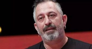 Cem Yılmaz, modern Türk mizahının en önemli temsilcilerinden biridir. Stand-up gösterileri, sinema filmleri ve özgün anlatım diliyle Türkiye’de mizah anlayışını dönüştürmüş; yıllar boyunca geniş bir hayran kitlesi edinmiştir. Üretkenliği ve çok yönlü sanatçı kimliğiyle Türk kültür hayatında kalıcı bir yer edinmiştir.