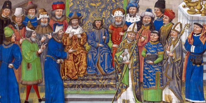Plantagenet Hanedanı, ihtişam, savaş, entrika ve reformlarla dolu uzun bir dönem boyunca İngiltere’nin kaderini belirlemiştir. Güçlü kralları, zayıf yöneticileri ve iç çekişmeleriyle Orta Çağ Avrupa tarihinin en dikkat çekici hanedanlarından biri olarak kabul edilir. Bugün bile modern İngiliz siyasal ve hukuki sisteminin temellerinde Plantagenet mirasının izleri açıkça görülebilmektedir.