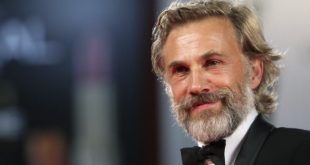 Christoph Waltz, sadece oyunculuğu ile değil, aynı zamanda sinema dünyasına kattığı derin karakter yorumları ile de tanınır. Quentin Tarantino ile olan iş birlikleri, onun kariyerinin dönüm noktası olmuş ve dünya çapında tanınmasını sağlamıştır.