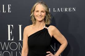 Helen Hunt, Hollywood’da güçlü, gerçekçi ve bağımsız kadın karakterlerin simgelerinden biri olarak kabul edilir. Kariyeri boyunca klişelerden uzak durması ve yaş aldıkça da aktif şekilde üretmeye devam etmesi, onu ilham verici bir figür haline getirmiştir.