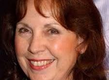 Janet Sheen, sakin ve medyadan uzak bir yaşam tarzını benimsemiştir. Aile değerlerine verdiği önem ve uzun süreli evliliği, onu Hollywood dünyasında farklı bir konuma yerleştirmiştir.