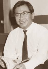 Kodaira-Yau Teoremi, cebirsel geometri ve karmaşık analiz alanlarında önemli bir yer tutan, matematiksel bir sonuçtur. 1970'lerde matematikçiler Kunihiko Kodaira ve Shing-Tung Yau tarafından geliştirilmiş olan bu teorem, özellikle karmaşık manifoldlar ve Riemann yüzeyleri üzerine yapılan araştırmaların temel taşlarından biridir.