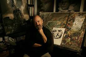 Dave McKean, 1980'lerin sonlarına doğru çizgi roman dünyasında tanınmaya başlamıştır. Sanat kariyerine, "The Sandman" serisi ile önemli bir çıkış yaparak damgasını vurmuştur. Neil Gaiman’ın yazdığı bu ünlü serinin kapaklarını yapan McKean, çizimlerinde geleneksel teknikler ile dijital sanatın birleştirilmesiyle oluşturduğu eşsiz stilini ortaya koymuştur.