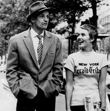 Bağımsız sinema, izleyiciyi yalnızca eğlendirmeyi değil, düşündürmeyi, sorgulatmayı ve farklı bakış açılarıyla tanıştırmayı amaçlar. Bu nedenle sinema kültürünün gelişiminde vazgeçilmez bir yere sahiptir.