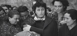 Sanat sineması, büyük ölçüde auteur sinema kavramıyla ilişkilidir. Auteur yaklaşımına göre film, yönetmenin kişisel dünyasının ve bakış açısının bir yansımasıdır. Bu nedenle sanat sinemasında yönetmen, filmin asıl “yaratıcısı” olarak görülür.