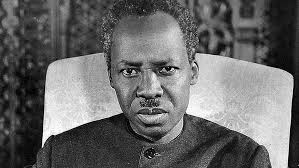 Nyerere, Tanzanya’nın kurucu lideri olarak ulusal kimliğin inşasında kritik rol oynamıştır. Ujamaa politikası tartışmalı olsa da sosyal adalet ve eşitlik vurgusu Afrika siyasetinde önemli bir etki bırakmıştır.