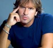 Max Parodi, ana akım sinemadan ziyade yetişkin temalı yapımlarda yer almasıyla bilinmektedir. 1980’li ve 1990’lı yıllarda Avrupa’da bu tür filmlerin yaygınlaşması, onun kariyerinin şekillenmesinde etkili olmuştur. İ