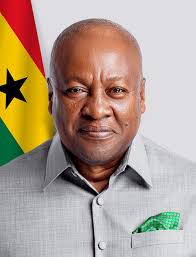 John Dramani Mahama, çağdaş Gana siyasetinin şekillenmesinde kritik roller üstlenmiş bir liderdir. Hem parlamentoda hem de yürütme makamında uzun yıllar hizmet etmiş; ülkesinin kalkınma hedeflerine ulaşması ve demokratik süreçlerin pekişmesi için aktif rol oynamıştır.