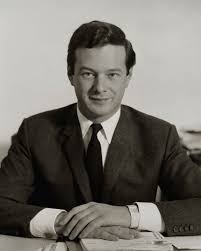 Brian Epstein’ın en büyük başarısı, The Beatles için doğru plak şirketini bulması oldu. 1962 yılında EMI ile anlaşma yapılmasını sağlayarak grubun ilk resmi kayıt sürecini başlattı. Yapımcı George Martin ile yapılan iş birliği, grubun müzikal gelişiminde kritik bir dönüm noktasıydı.