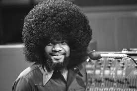 Billy Preston’ın kariyerindeki en önemli dönüm noktalarından biri, The Beatles ile yaptığı çalışmalardır. 1969 yılında grubun “Get Back” kayıtlarında yer aldı ve resmi olarak plak etiketinde adı geçen nadir müzisyenlerden biri oldu. “Get Back” single’ında sanatçı adı olarak “The Beatles with Billy Preston” ifadesinin kullanılması, onun grup içindeki önemini gösterir.