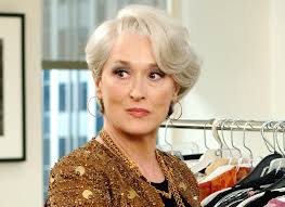 Meryl Streep, Hollywood’da kadın oyuncuların yaşla birlikte geri plana itilmesine karşı duran en güçlü figürlerden biridir. Yaş aldığı dönemlerde dahi başrollerde yer alarak sektörde kalıcı olmanın mümkün olduğunu kanıtlamıştır.