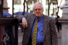 Peter Gay, 20 Haziran 1923 tarihinde, Almanya’nın Berlini şehrinde doğdu. Ailesi, Nazi rejimi döneminde Yahudi olarak büyük sıkıntılar yaşamış, bu dönemin trajik olayları Peter Gay’in hayatını derinden etkilemiştir. 1939 yılında ailesi, Nazizm'in yükselmesi nedeniyle Almanya'dan Amerika'ya göç etti. Bu göç, Peter Gay’in yaşamının ve akademik kariyerinin önemli bir dönüm noktası olmuştur.