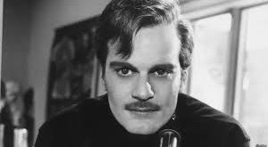 Ömer Şerif, Türk ve dünya sinemasının önemli simgelerinden biri olarak kalmaya devam edecektir. Hollywood’da, Avrupa’da ve Arap dünyasında gösterdiği başarılı performansları, Oscar ödüllü filmlerindeki başrolü ve unutulmaz karakterleriyle dünya sinemasına katkı sağlamıştır.