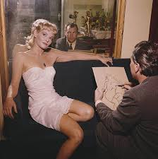 Diane Cilento, Avustralya çıkışlı oyuncular arasında uluslararası başarı kazanan nadir isimlerden biridir. Oscar adaylığı, tiyatro kariyeri ve Avrupa sinemasındaki çalışmaları, onu 20. yüzyılın önemli kadın oyuncularından biri hâline getirmiştir.