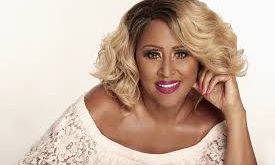 Müzik kariyerinin yanı sıra Darlene Love oyunculuk alanında da başarılı projelere imza atmıştır. Özellikle Lethal Weapon (Cehennem Silahı) film serisinde canlandırdığı Trish Murtaugh karakteriyle sinema izleyicisinin beğenisini kazanmıştır.