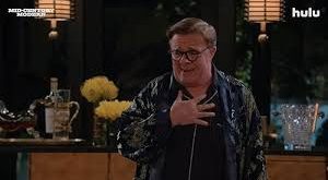 Nathan Lane, karakterlerine kattığı derinlik, sahne hakimiyeti ve doğal mizah anlayışıyla öne çıkar. Abartıya kaçmadan izleyiciyi güldürebilen nadir oyunculardan biridir. Aynı zamanda LGBTQ+ topluluğu için önemli bir figür olarak da görülür ve sanatta çeşitliliğin temsil edilmesine katkı sağlamıştır.
