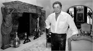 Bob Guccione, yayıncılıkta sınırları zorlayan bir vizyoner olarak kabul edilir. 20. yüzyılda yetişkin dergiciliğinin şekillenmesinde önemli rol oynamıştır. Penthouse ile hem popüler kültürü hem de medya tartışmalarını etkilemiş, özgürlük ve sansür konularında sık sık gündeme gelmiştir.