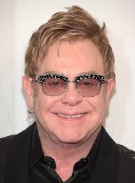 Müzikal kariyeri boyunca Elton John, rock, pop ve klasik müzik unsurlarını bir araya getirerek kendine özgü bir tarz oluşturmuştur. Özellikle Bernie Taupin ile yaptığı uzun soluklu iş birliği, onun şarkılarının sözleri ve melodilerinin dünya çapında beğenilmesini sağlamıştır. Elton John, hem solo kariyeri hem de filmler için yaptığı müziklerle tanınmıştır.
