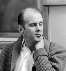 Bob Fosse, 23 Haziran 1927’de Chicago, Illinois’de doğmuştur. Dansla tanışması, çocukluk yıllarına dayanır. Genç yaşta profesyonel dansçılığa adım atan Fosse, Broadway’de sahne alarak yeteneğini sergilemeye başlamıştır. Dansa olan ilgisi, onu Broadway sahnelerine taşımış ve orada ilk başarılarını elde etmesini sağlamıştır.