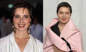 Isabella Rossellini oyunculuk kariyeri, modellikten sinemaya geçişiyle başlamıştır. 1970’li yıllarda ünlü fotoğrafçıların objektifleri karşısında modellik yapan Rossellini, kısa sürede dünyanın en tanınan yüzlerinden biri hâline gelmiştir.
