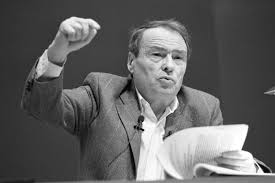 Pierre Bourdieu’ye göre kültürel sermaye, bireylerin toplumsal hiyerarşi içinde konumlanmasını sağlayan, parayla doğrudan ölçülmeyen ama son derece etkili bir güçtür. Üç biçimde ortaya çıkar