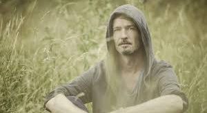 Lorcan O’Toole, günümüzde de sinema sektöründe kamera arkasında üretim yapan, düşük profilli ama etkili bir kariyer sürdürmektedir. Onun yaklaşımı, sinemanın yalnızca yıldızlarla değil, perde arkasındaki emekle var olduğunu hatırlatan önemli bir örnektir.