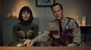 Fargo’nun başarısında karakterlerin derinliği kritik bir rol oynar. Ana karakterler kadar yan karakterler de kendi motivasyonları ve çatışmaları ile hikâyeye katkı sağlar. Bu yaklaşım, diziyi yalnızca olay örgüsüyle değil, karakterlerin psikolojisiyle de izlenir kılar.