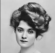Billie Burke, 1884 yılında Washington, D.C.'de doğmuştur. Babası, ünlü bir tiyatro prodüktörü ve annesi de bir şarkıcıydı, dolayısıyla Burke, sanatla iç içe bir ailede büyüdü. Genç yaşlarda tiyatroya ilgi duymaya başlamış ve 1900'lerin başlarında sahnelerde boy göstermeye başlamıştır.