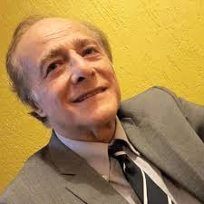 Khosro Khazai kimdir sorusu, yalnızca bir bestecinin biyografisini değil; küreselleşen dünyada müziğin kültürlerarası dönüşümünü anlamayı da ifade eder. Khazai, Doğu ve Batı arasında köprü kuran çağdaş besteciler arasında özgün bir konuma sahiptir.