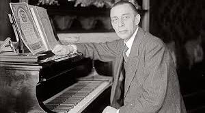 Rachmaninov, 1943’te Los Angeles’ta hayatını kaybetti. Onun müziği, sadece dönemin değil, tüm bir müzik tarihinin önemli bir parçasıdır. Besteciliği ve piyano virtüözlüğü, onu dünya çapında saygı gören bir figür haline getirmiştir.